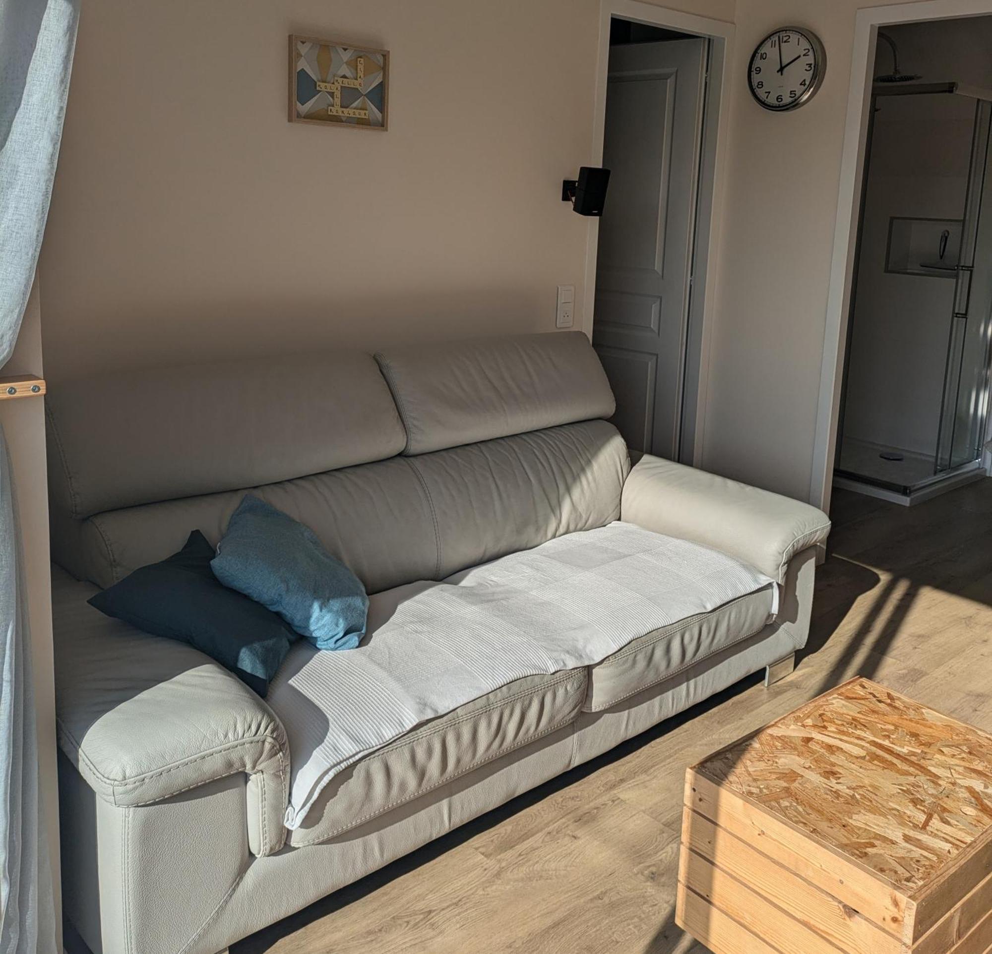 Comme A La Maison Clonas-sur-Vareze Exterior photo